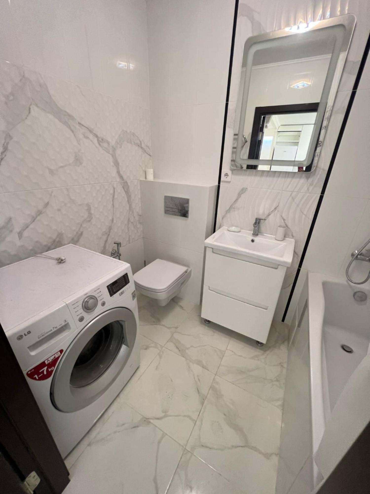 Green House Апартаменти В Новобудові По Вул Зелена 204 Lviv Buitenkant foto